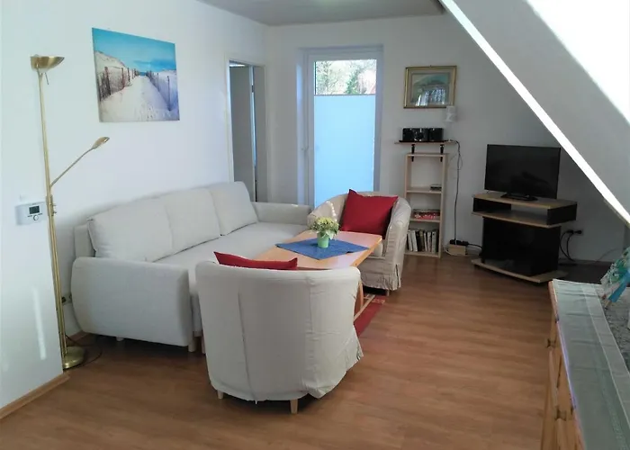 Bahnhofsweg 12 * Sierksdorf